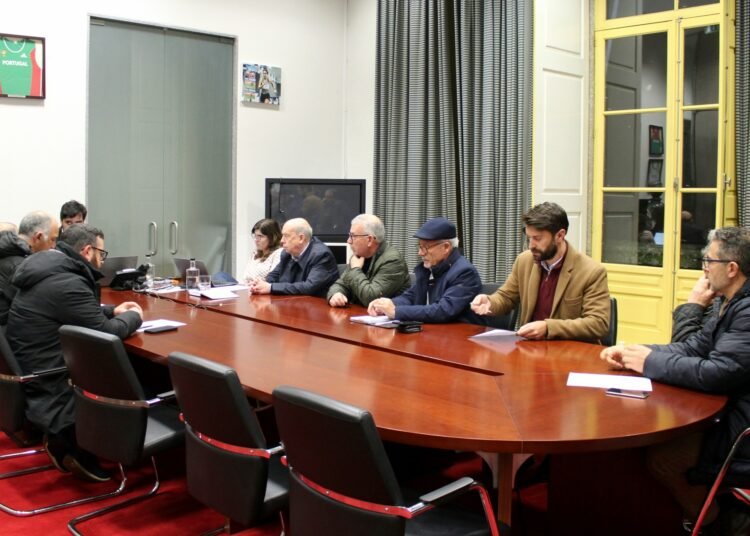 CM de Castelo de Paiva concede apoios financeiros às juntas de freguesia do concelho